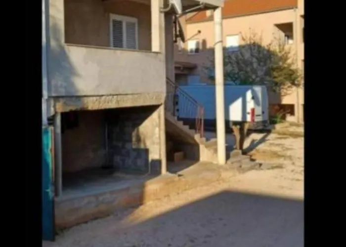 Crabhouse Gostinjska kuća