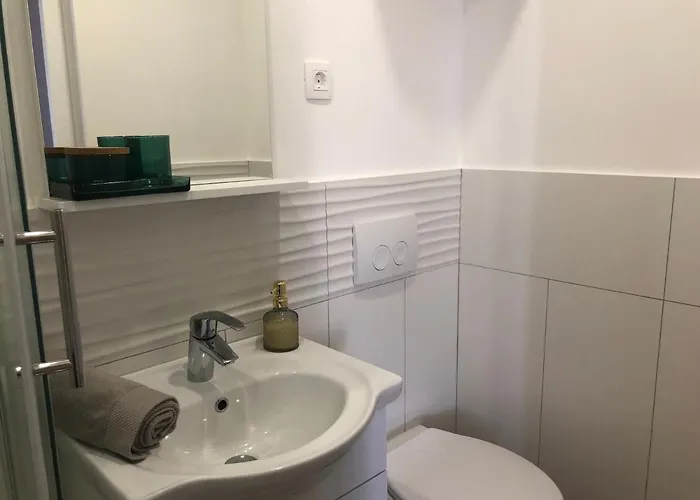 Crabhouse Gæstehus 3*